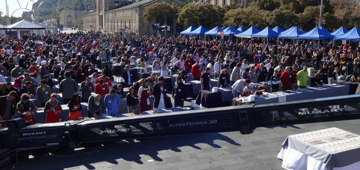 500 personas cocinan en Barcelona para hacerse con una plaza en MasterChef 2