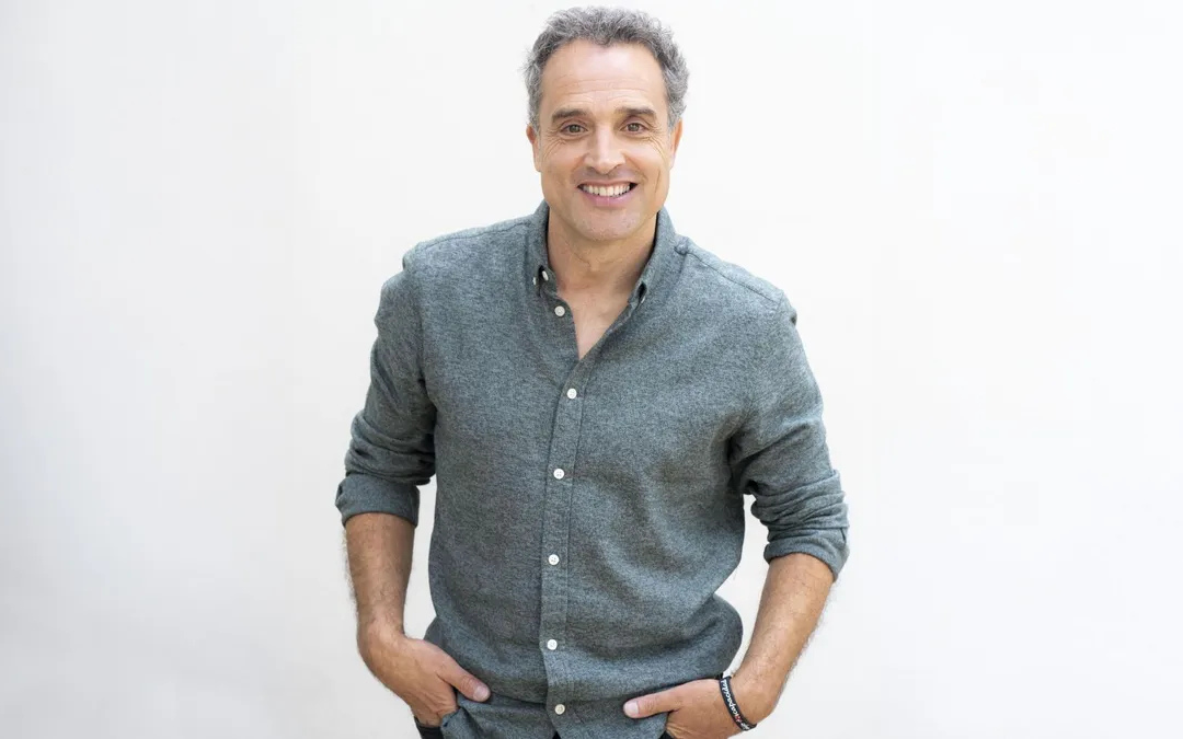 Mediaset España renueva ‘100% Únicos’ con Daniel Guzmán como nuevo presentador